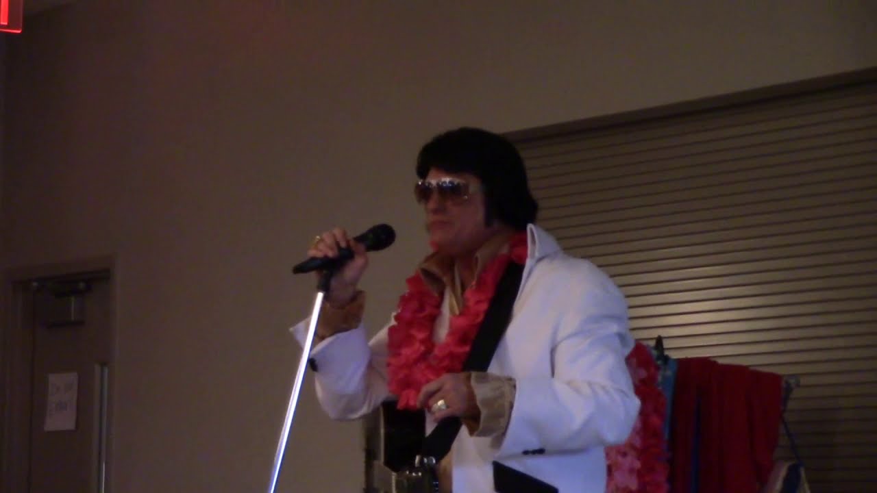 Kyle Ryan as Elvis 8/7/18 Edgewood Senior Center