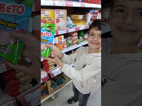 غزل موصيتنا ع شوي اكلات محمد شو عم يختلها  