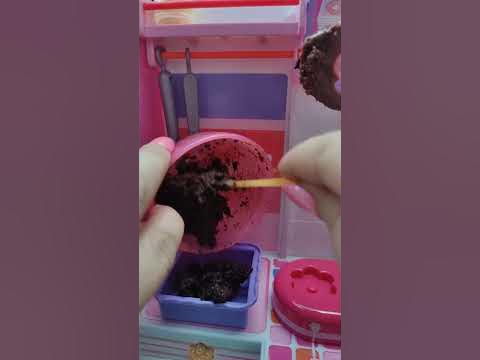Barbie Mixin'Magic Kitchen Brownies 🍫 - YouTube
