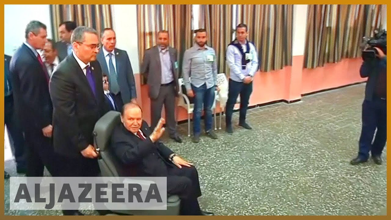 🇩🇿 الجزائر: بوتفليقة يؤكد ترشحه لولاية خامسة وسط احتجاجات مستمرة | الجزيرة الإنجليزية