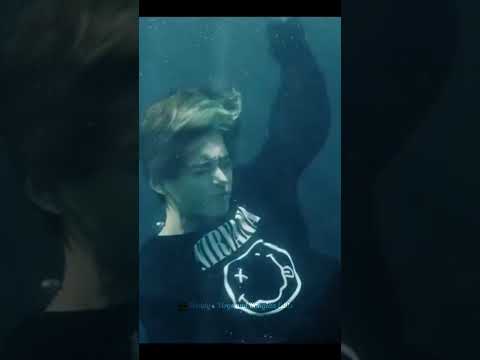 V underwater scene but not what you expect😅