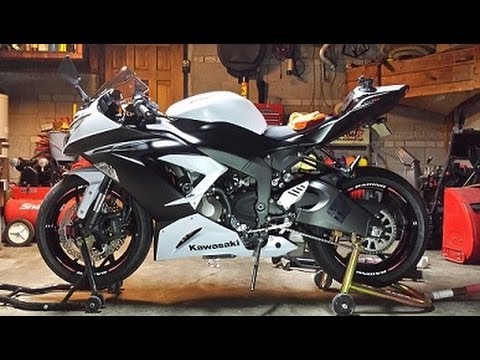 2013 ZX6R Exhaust Removal - YouTube