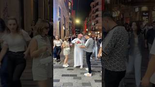 Çocuk Paraları Görünce Bakın Naptı