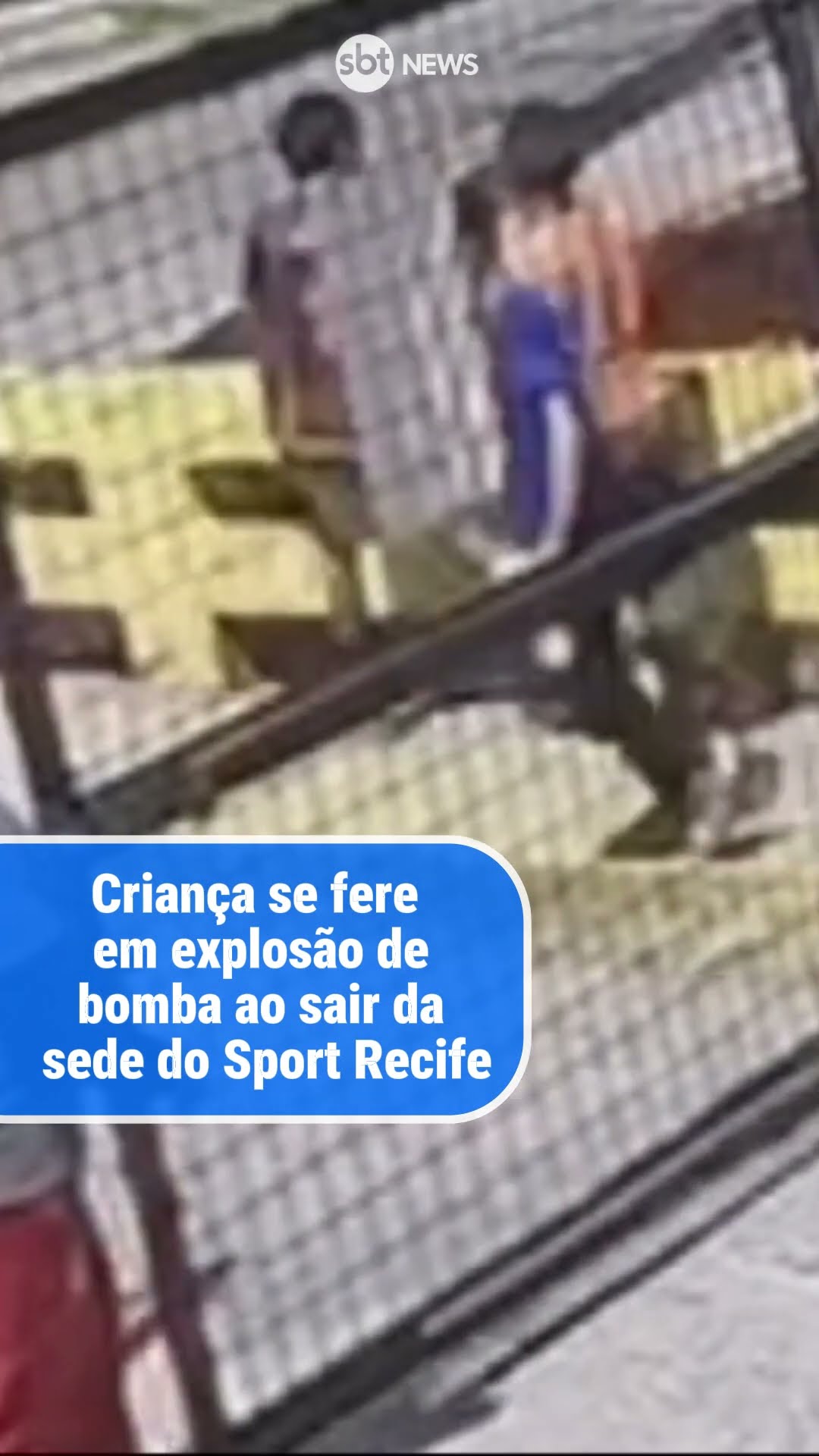Garoto de 11 anos perde dedos em explosão em frente ao Sport Clube do Recife