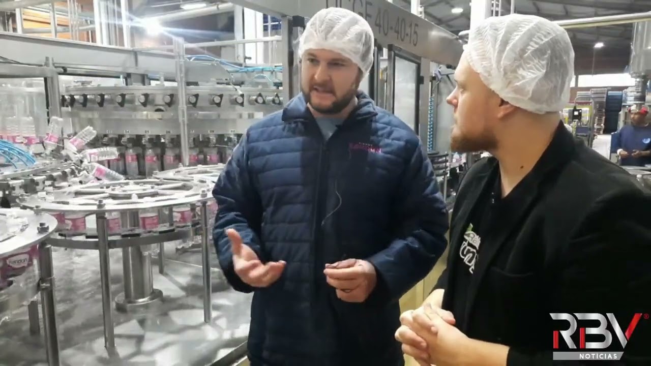 Saiba como é feita a água com gás