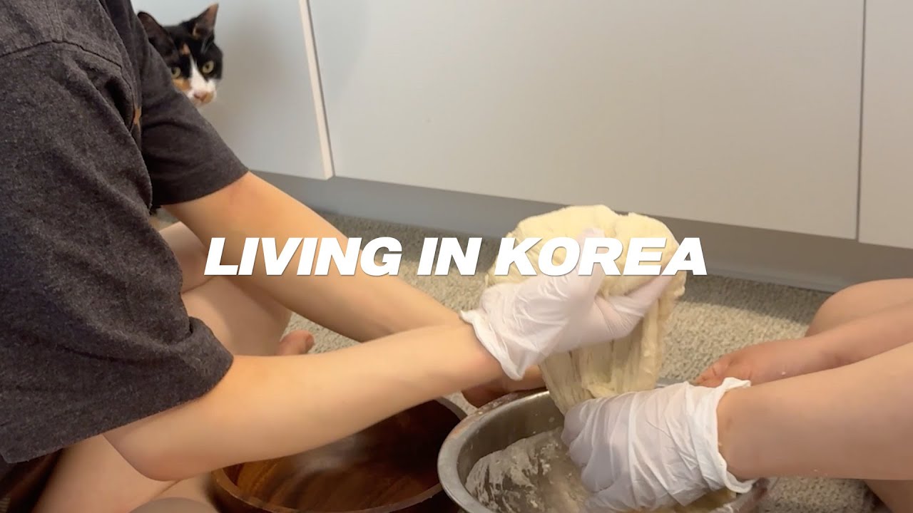 baking with my sister then Seoul | VLOG