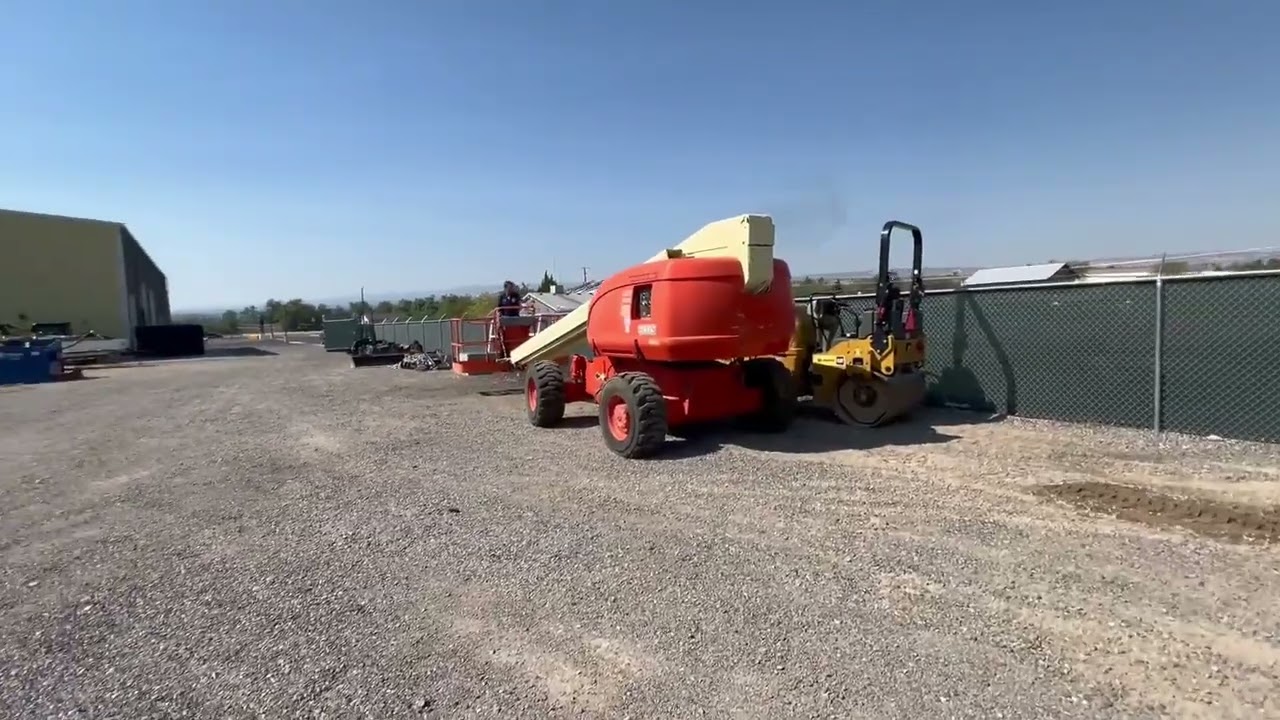 1996 JLG 600S For Sale