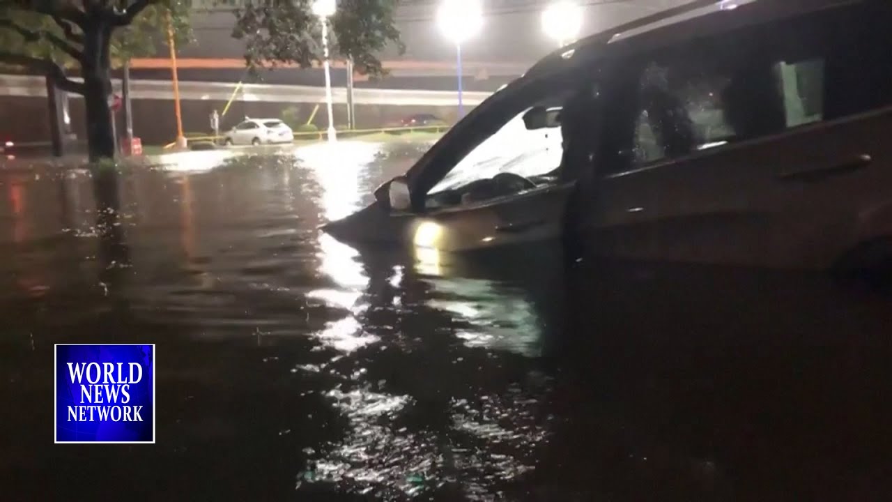 Flooding in Houston, Texas, after tropical storm beta landfall - YouTube