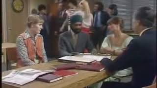 Mind your language season 1 episode 17