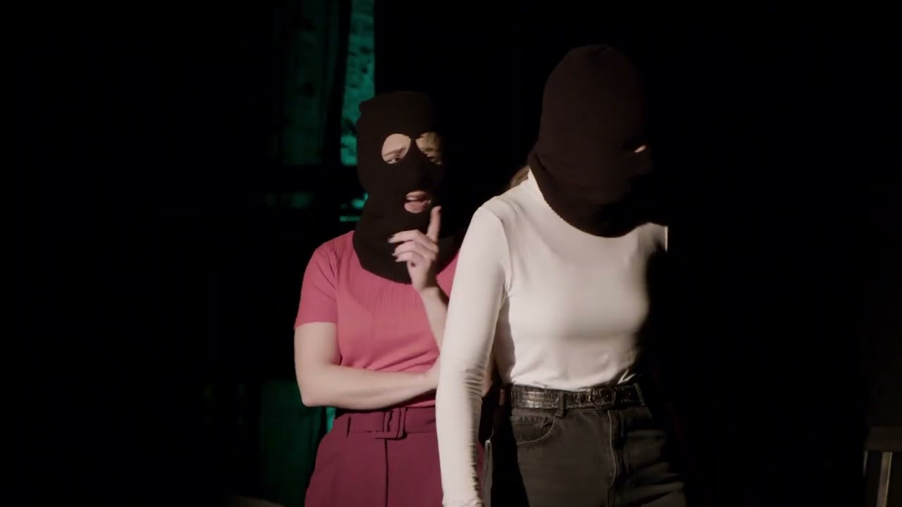 Lazy Susan's Robber Bond Sketch