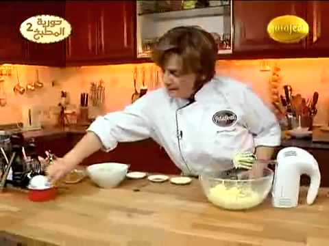 تارت اللوز و مرية المشمش