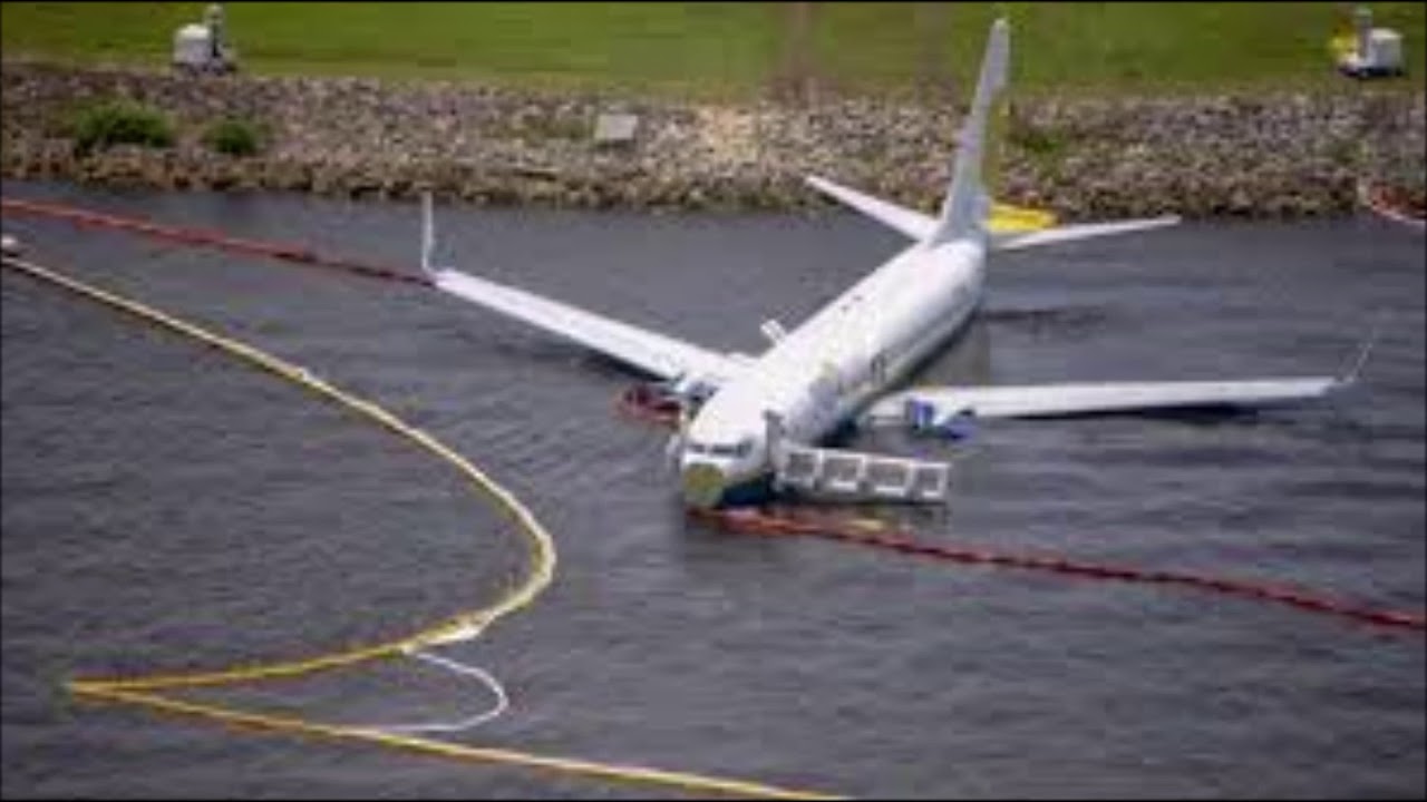 Jacksonville Plane Crash Miami Air International Skids Off Runway