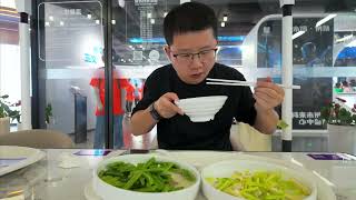 Experience AI intelligence restaurant in China