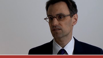 Early warning indicators of banking crises: expanding the family