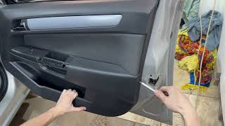 картинка: Opel Astra H Хетчбек  2007 зняття передньої карти дверi