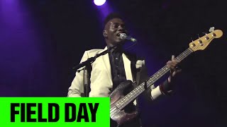 Metronomy - Love Letters | Field Day 2014 | FestivoTV