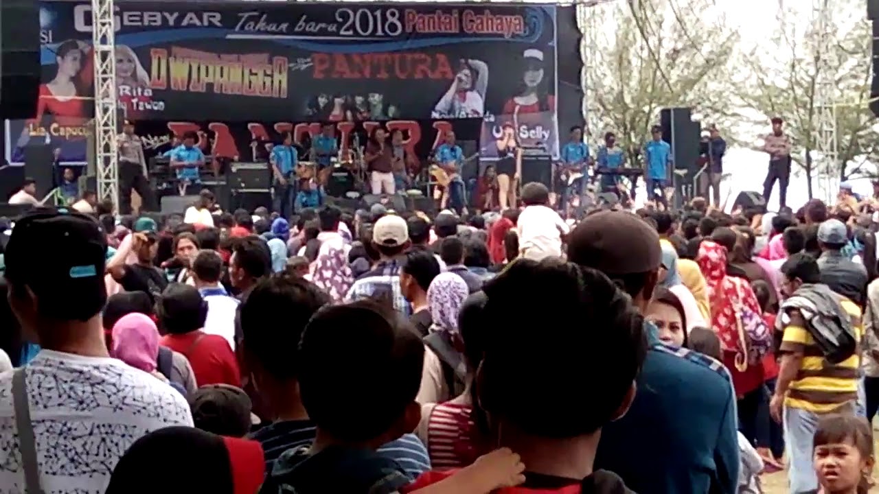 Gebyar 2018 Pantai Cahaya