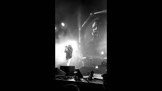 INCUBUS "Love Hurts"  Live in Fresno, Ca. 8/15/17