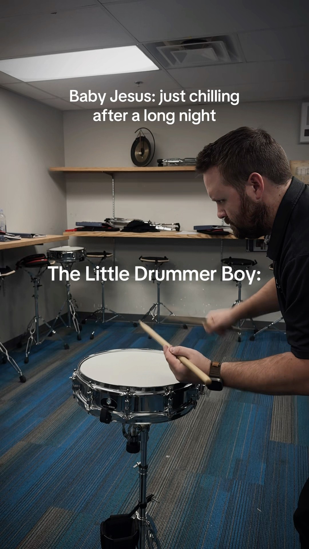 Little Drummer Boy with lyrics - Traditional 1968 - Christmas