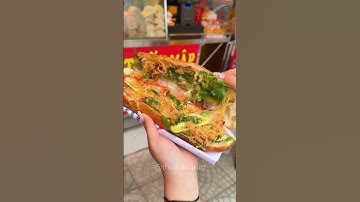 Bánh mì Tuấn Mập khai trương quận 1 #food