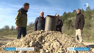 A Mirabeau (04), un maire et son adjoint trouvent une nouvelle source d'eau
