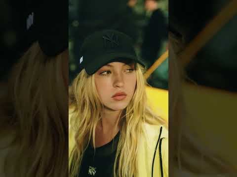 DKNY Spring '25: Lila Moss Vignette