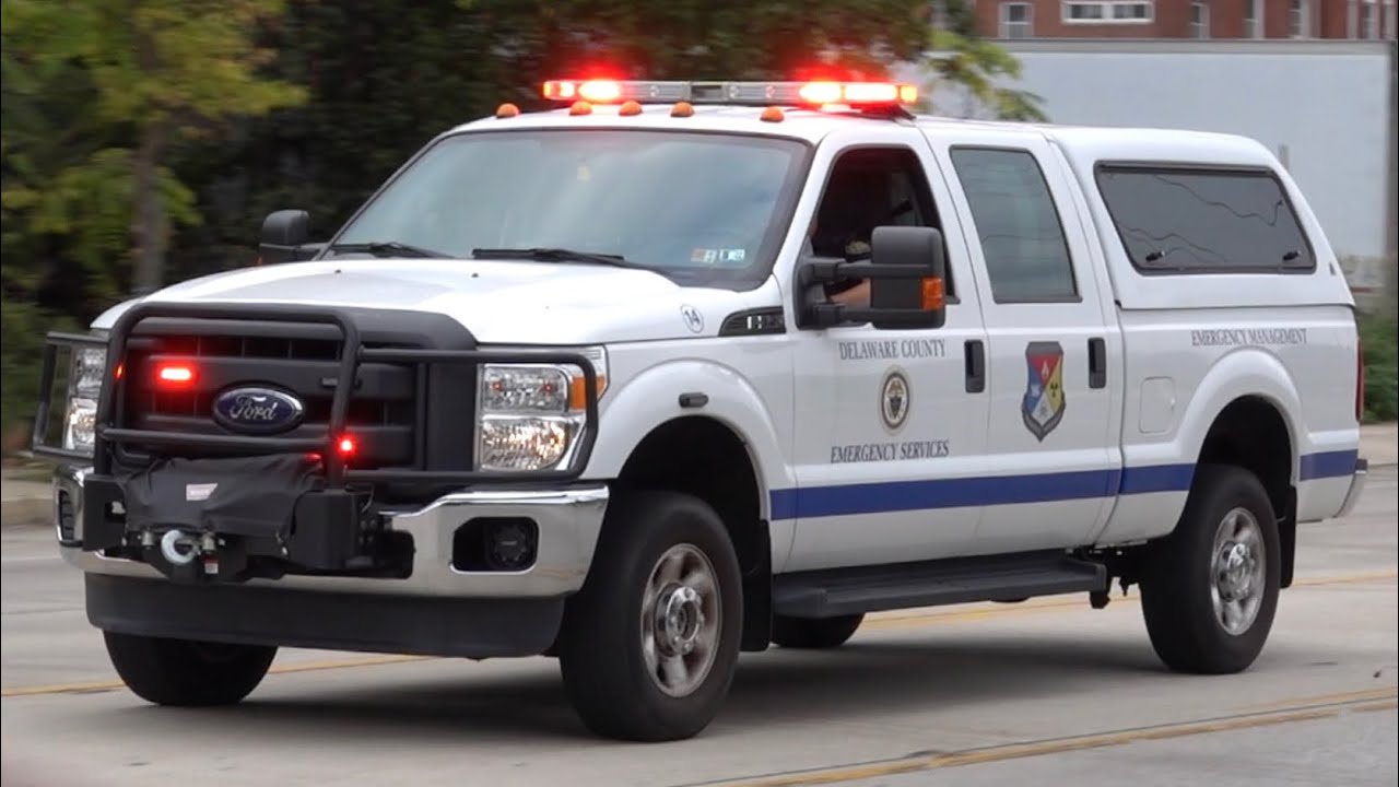 Delaware County Emergency Services Hazmat 82 Responding 10/13/21 YouTube