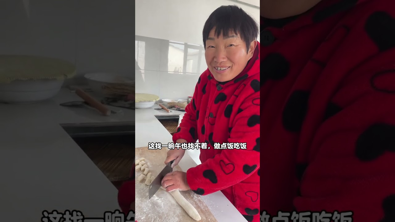 全家出动给嫂子找鸡，把嫂子气的饭都吃不下#农村日常生活 #我的乡村生活 #抖音记录农村生活