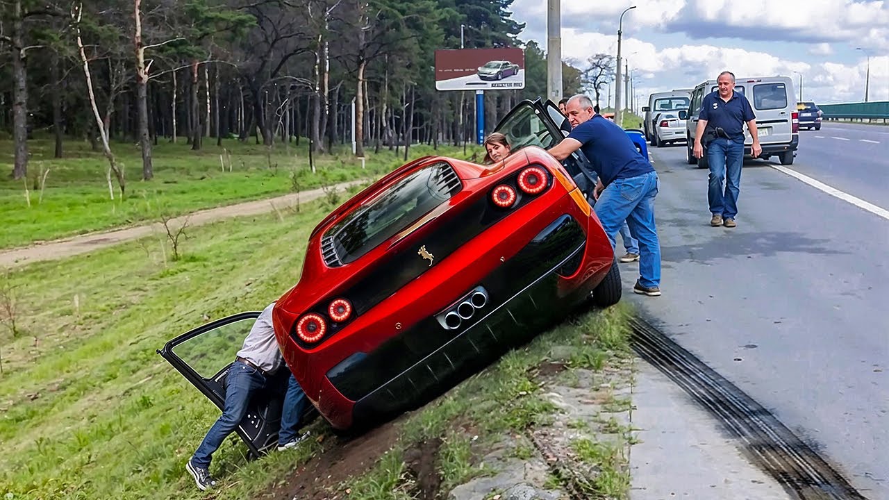 FRACASSOS CAROS DE SUPERCARROS FLAGRADOS PELAS CÂMERAS