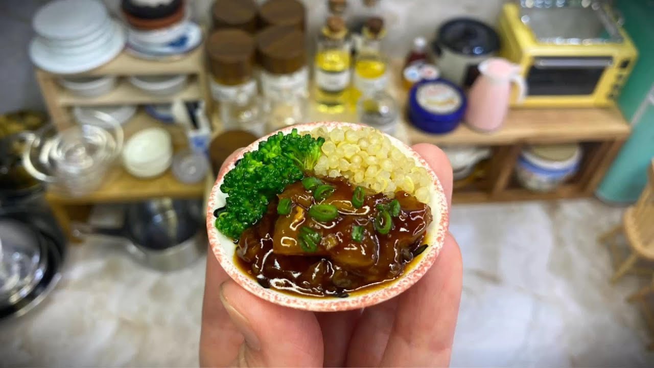 Delicious Mini GLAZED PORK BELLY with Quinoa & Broccoli 🐷🥦
