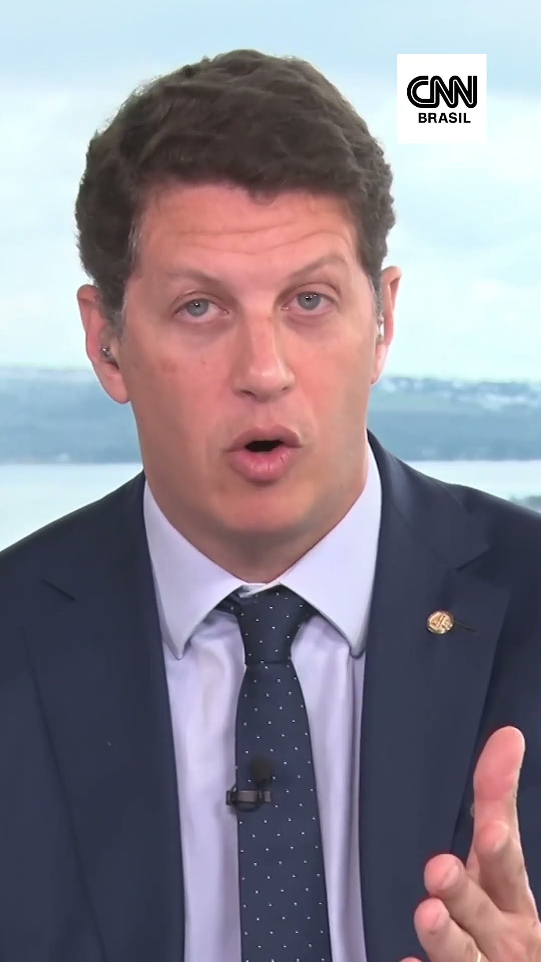 Ricardo Salles: Delegados da PF estão perseguindo bolsonaristas