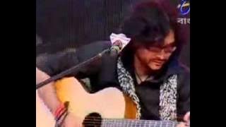 Kotoi Rongo Dekhi Duniya-i (Rupam Islam Live!!) [DND-GBF] [www.keepvid.com].mp4