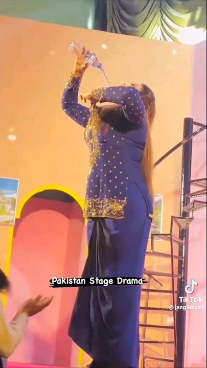 wafa ali dance queen 👸 #shortvideo #viralvideo #wafaalidadu #stage #darma