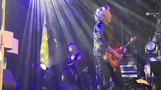 Download Lagu Robby Valentine Live. Embrace the Unknown. MP3