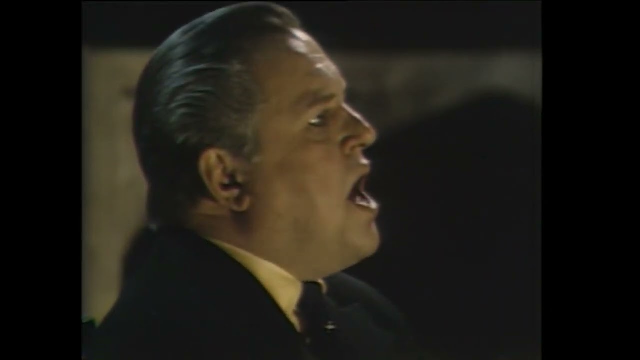 Ghosts and A Werewolf - Video 50 - Professor Stokes Holds a Seance