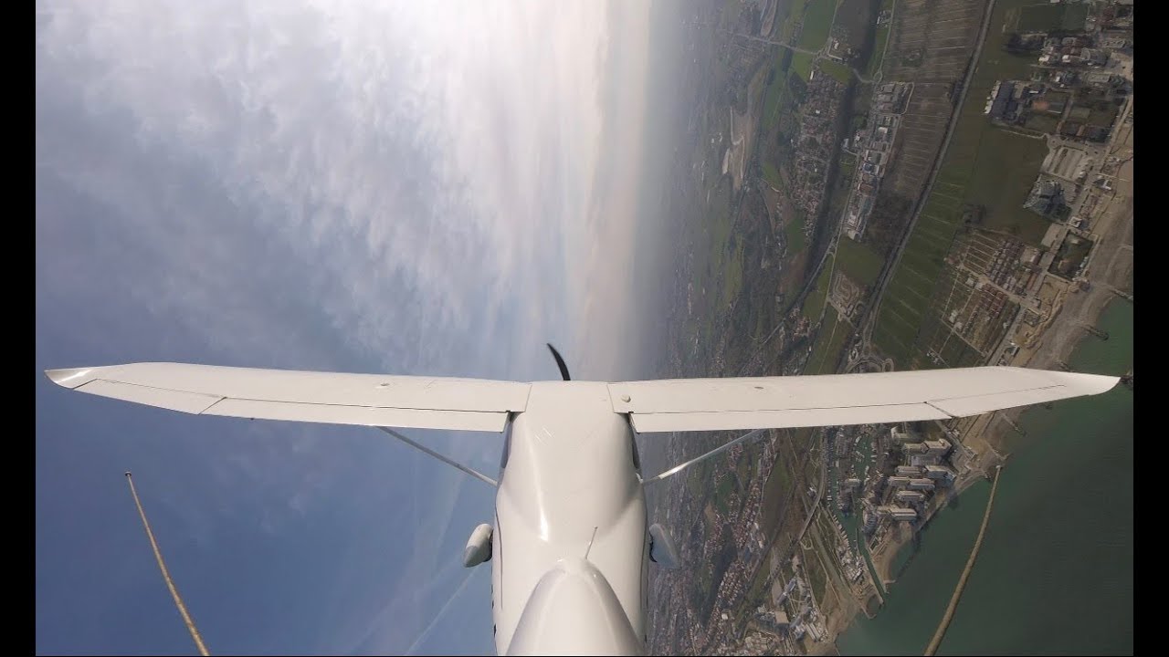Tecnam P 2008 start up | touch and go | wing over | Rimini