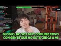 GLOGLO CUENTA QUE NO SE COMUNICA CON SUS AMIGOS CUANDO ESTÁ LEJOS