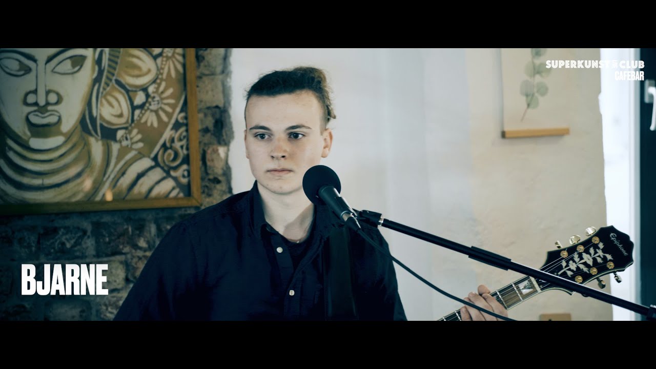 SUPERKUNSTCLUB 21: CAFEBAR - BJARNE