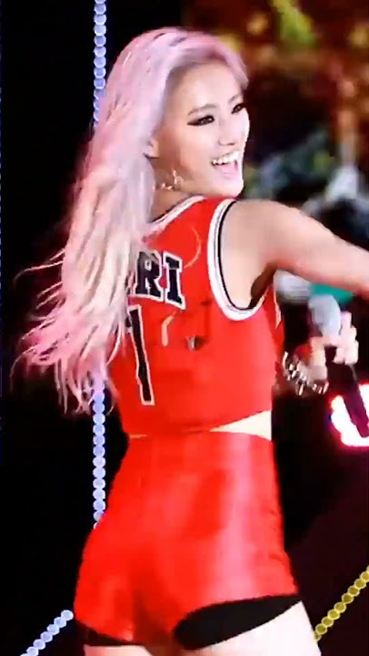 Wassup Nari Twerk Sexy Butt Fancam