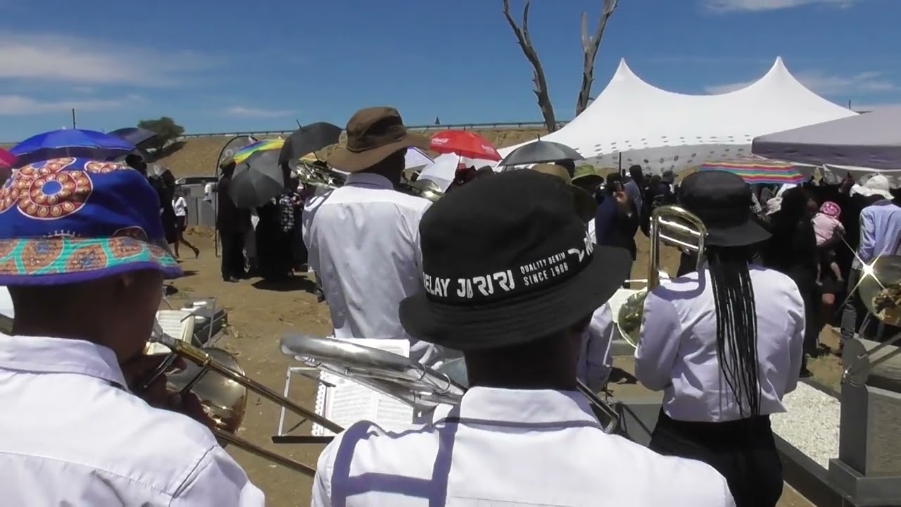 /Gore hado french horn, Keetmanshoop,2022