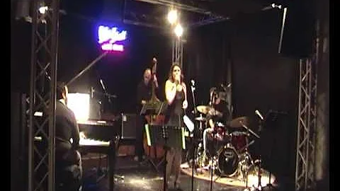How high the moon - Laura Vassallo quartet
