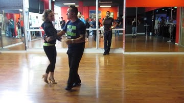 Salsa IV with Victor & Julia at Salsa N