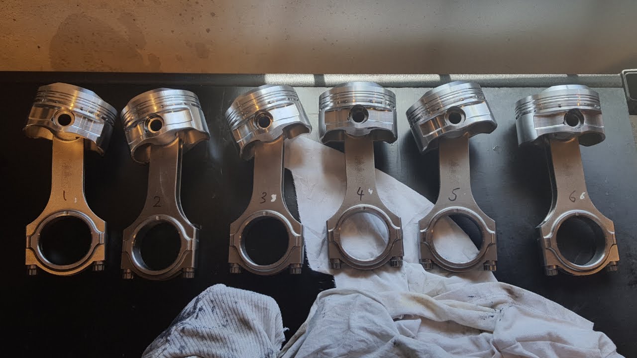RB25DET Build Assembling Rods, Pistons and Floating Wrist Pins