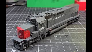 Converting Athearn RTR Prime for Grime Tunnel Motor SP 8314 with DCC and Sound to Cotton Belt 8376.
