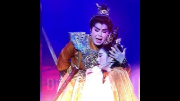 NSND Quế Trân trẻ đẹp & sáng sân khấu nhất đã làm 1 Bức Ngôn Đồ Đại Việt xuất sắc