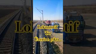 Tren Tırın Üzerine Çıktı
