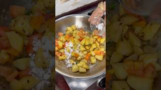 Aloo sabji 😂🤣​⁠@masaledaartadka11 #yummmmy #funny #funnycomedy #recipe #cooking #viral ￼