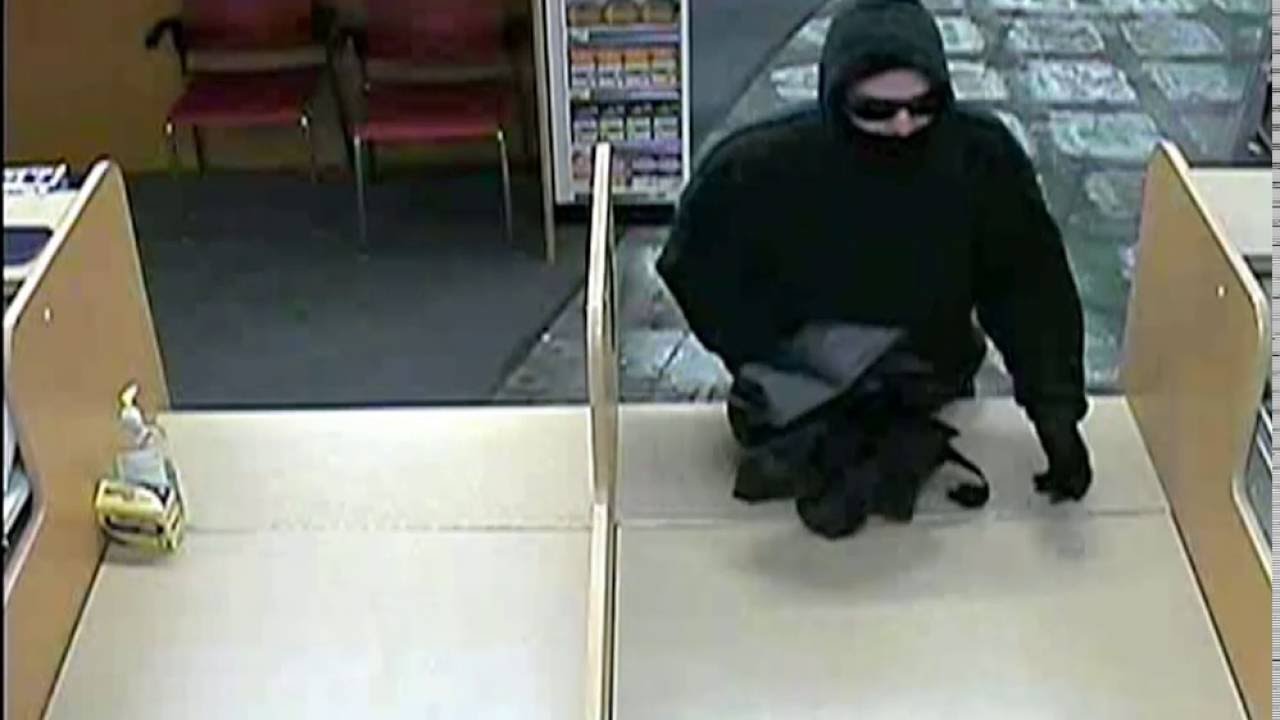 robbery 10 9 2016 1405hrs cvs 1968 black rock tpke fairfield