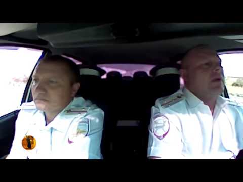 Сотрудника ДПС ранили во время погони за преступниками, ограбившими ювелирный салон в Камышине