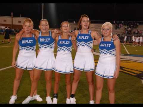 RIPLEY VIKINGS HIGH SCHOOL CHEERLEADERS